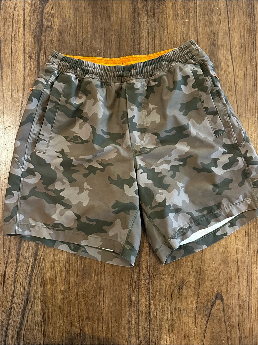 Birddogs Camo Lined Athletic Shorts – Men’s Medium